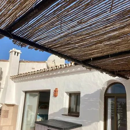 Apartment Marvellous Sea Views 2 Bed Pueblo Evita *