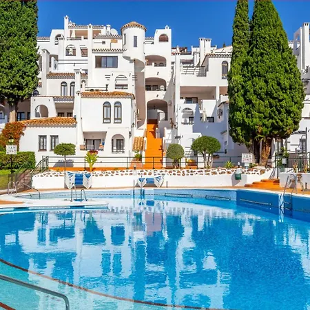 Apartment Marvellous Sea Views 2 Bed Pueblo Evita *